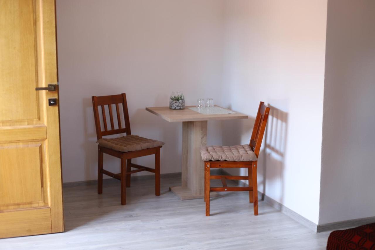 Casa De Vacanta Family & Friends Crit エクステリア 写真